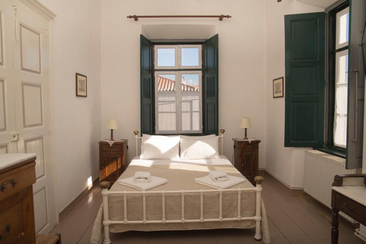 1861 Mansion Spetses Villa Exterior photo