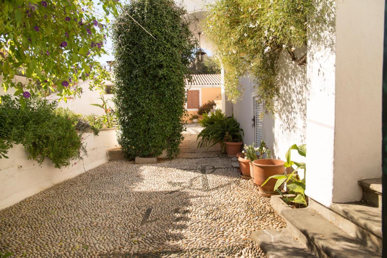 1861 Mansion Spetses Villa Exterior photo