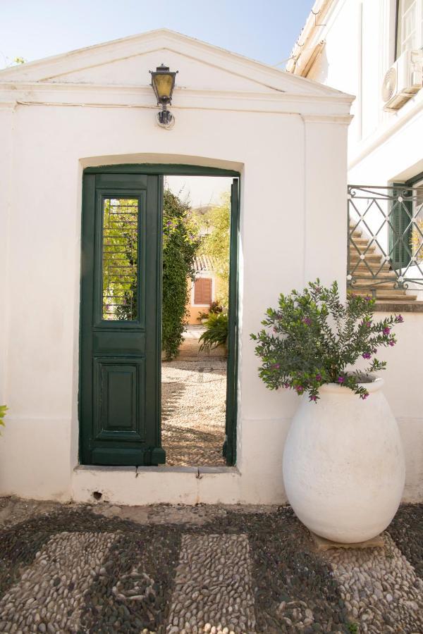 1861 Mansion Spetses Villa Exterior photo