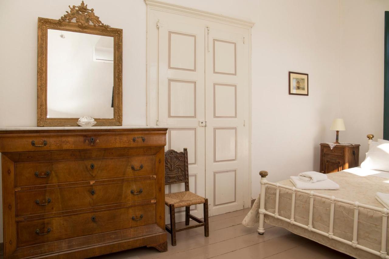 1861 Mansion Spetses Villa Exterior photo