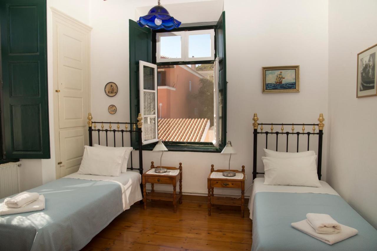 1861 Mansion Spetses Villa Exterior photo